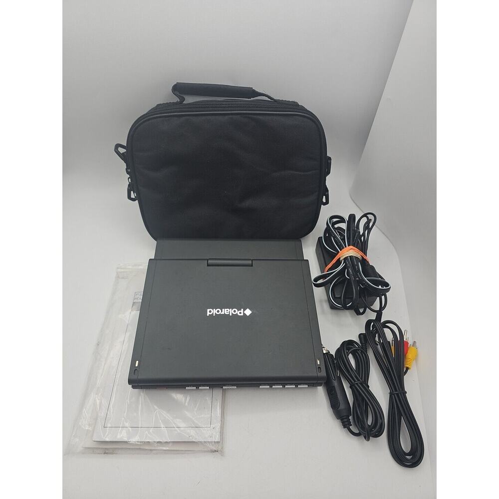 Polaroid Portable DVD Player 7 Inch PDM-0743 Tested Works Cables, Bag, Manual